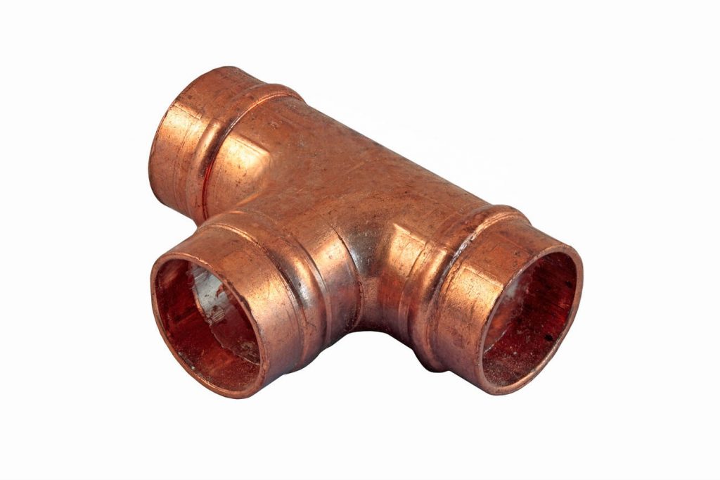 t-shaped fittings Choosing the right material for water line fittings